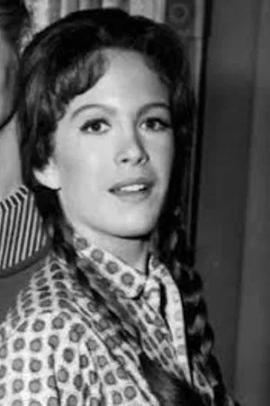 Actress Linda Henning portrait photo image.