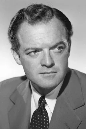 Photo of American actor Van Heflin.