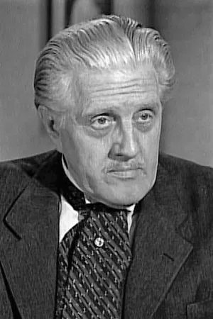Photo of American actor Gene Roth.