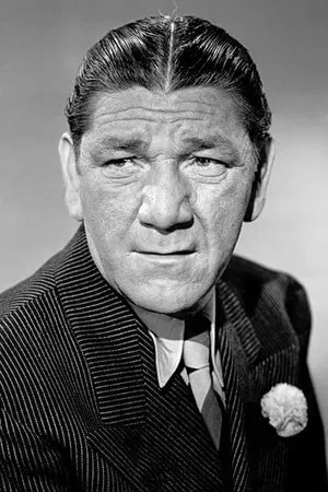 Photo of American actor and comedian Shemp Howard.