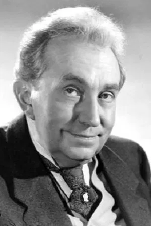 Biography photo of American actor Charles Dingle.
